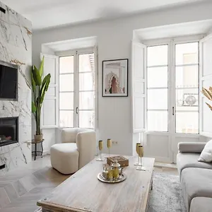  Aparthotel Arabica - Lujosa Vivienda Con Chimeneas En - Centro Spain
